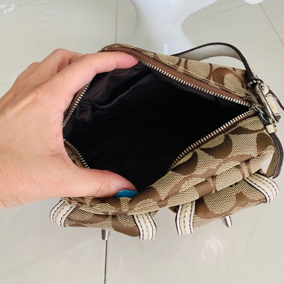🔸🔸SOLD🔸🔹Authentic Coach monogram mini bag - Picture 7 of 8